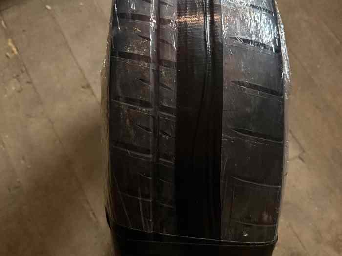 Pneus Michelin M20 Neuf 17P 0