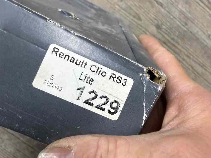 Volant moteur Clio allégé 1