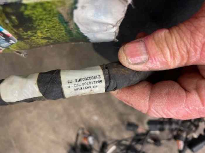 faisceau habitacle 208 r2 + faisceau moteur 2