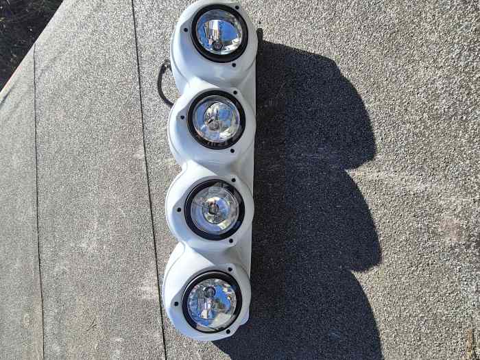 Rampe de phare 205 GTI halogen 0