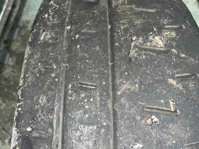 Pneus Pirelli RA5 17Pouces 2