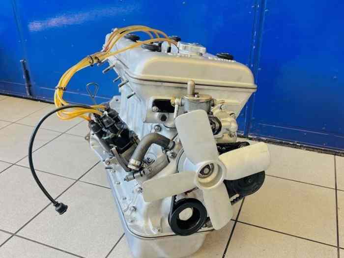 AR1315 Alfa Romeo Giulietta Spider