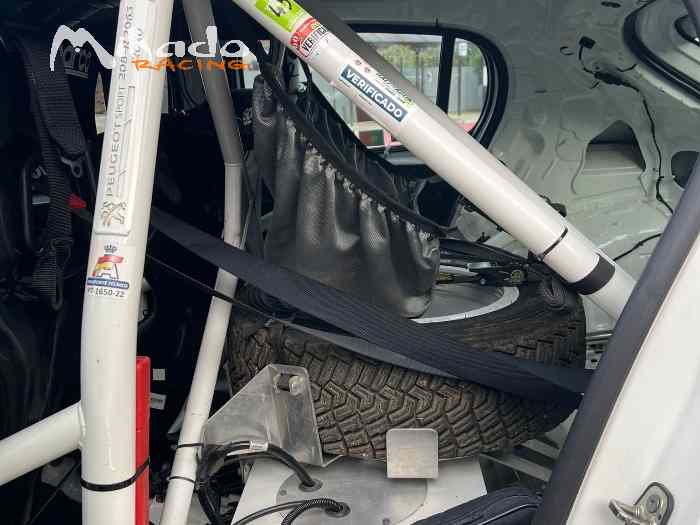 Peugeot 208 RALLY 4 4