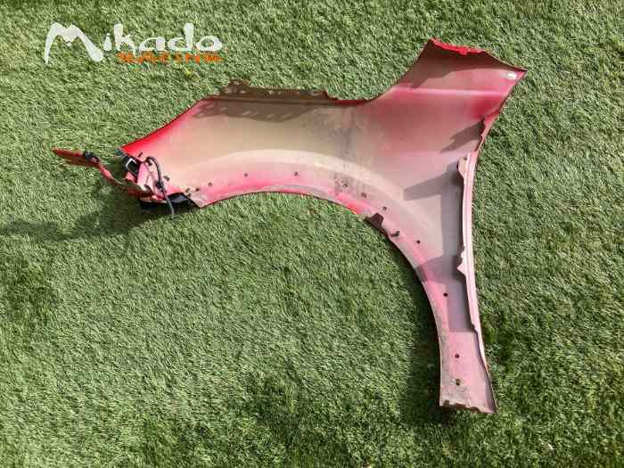 2 AILES AVANTS DE PEUGEOT 208 2 3