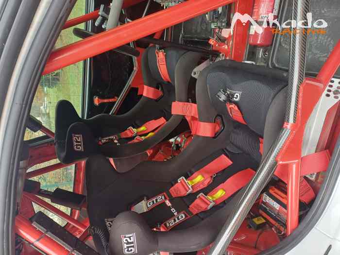 Clio R3 Max reprise possible. 2