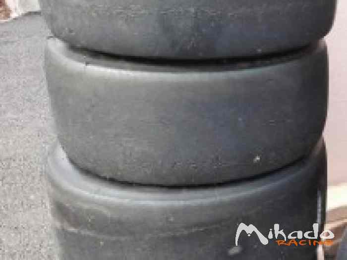 PNEUS MICHELIN S412 et P412 0