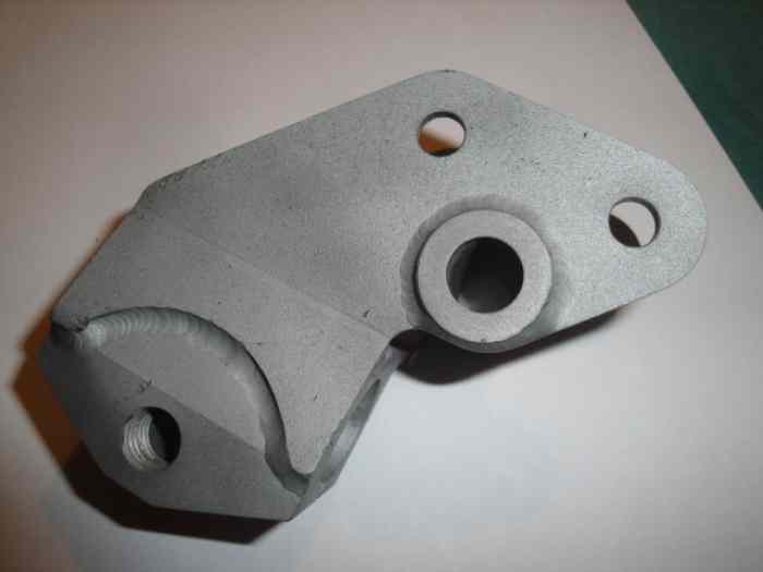 CHAPPE de cremaillere de direction 0