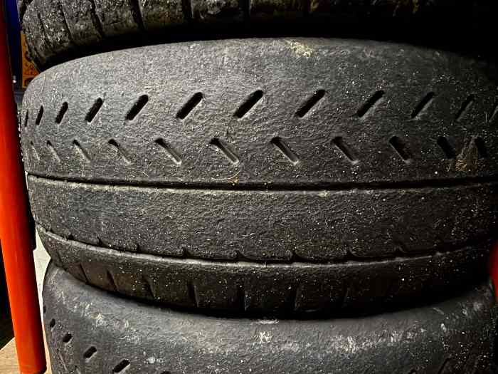 Pneus occasion Michelin R21 en 16 1