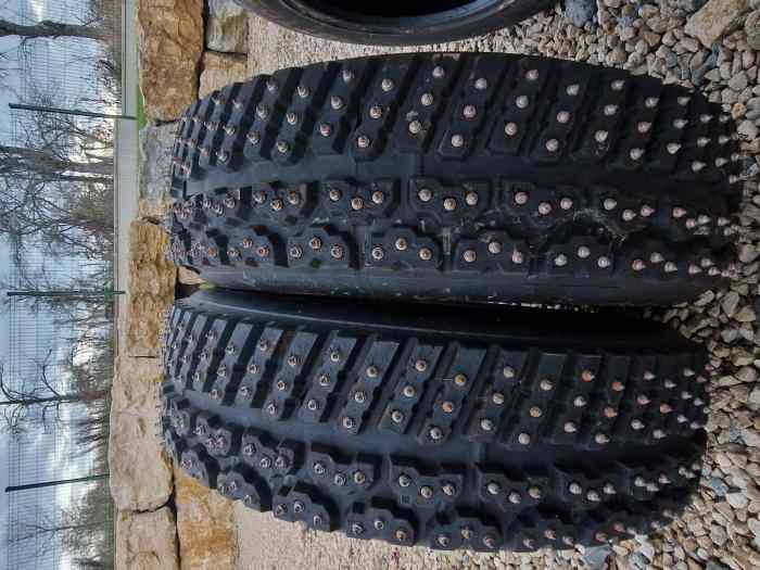 Pneus clous 1