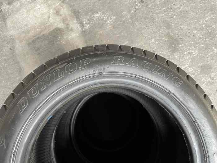 Pneus DUNLOP CR65 Neufs 1