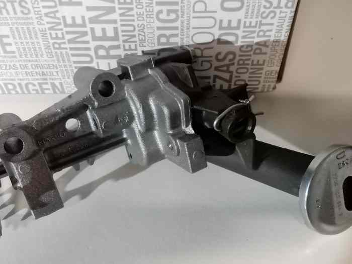 Pompe à huile Renault