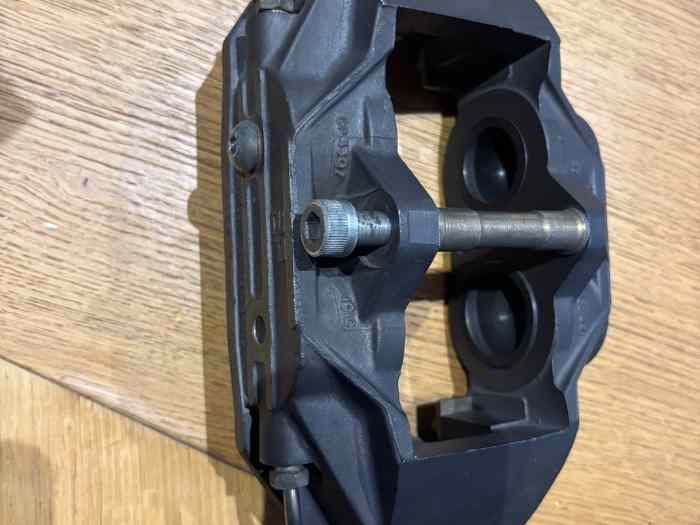 Étrier ap Racing cp3307 neuf 1