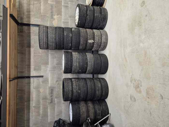 Pneus pirelli 17 clio r3