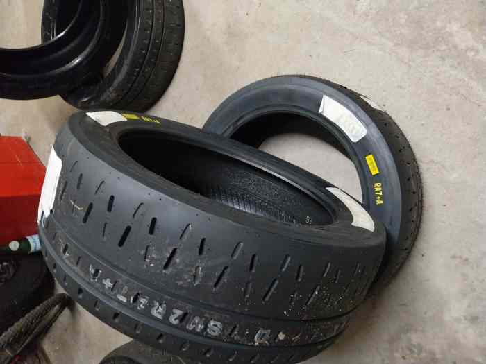 Vends pirelli 205/45/17 0