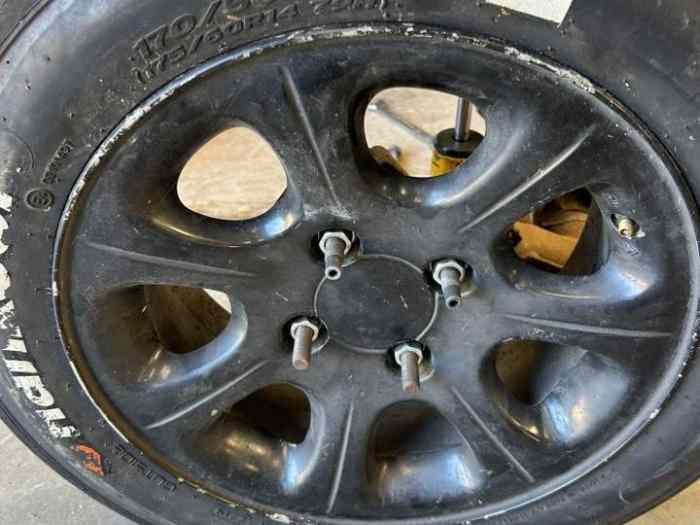 2 Hankook t72 14 pouces 1