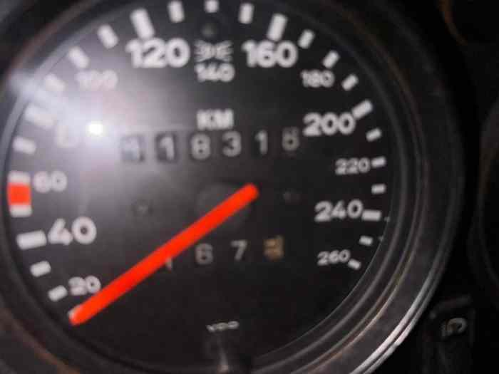 Porsche 911 3.0 SC (1982) – 118 000 km 4