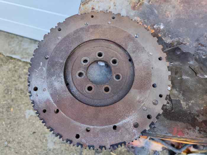 Volant moteur clio 1 pour embrayage AP