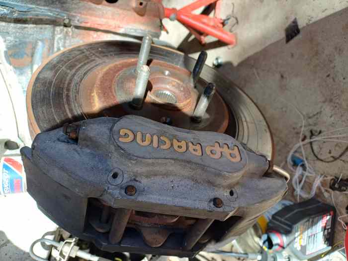 Etrier ap racing Peugeot 206 groupe A