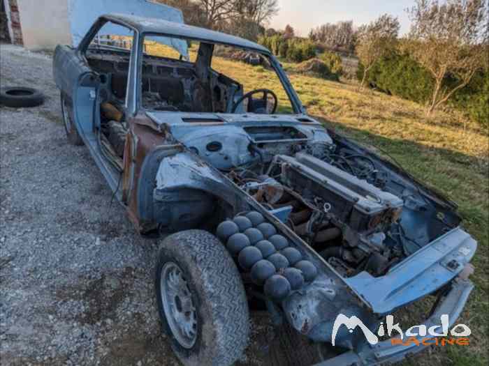 Mercedes 280 slc type 107 lot de pièce...