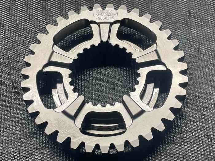 Toutes pièces de boites 208 R2 1