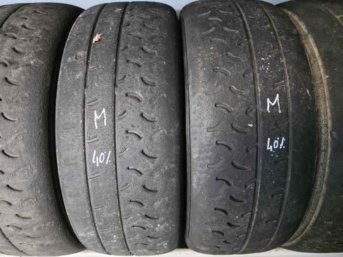 Lot pneus Yokohama 16