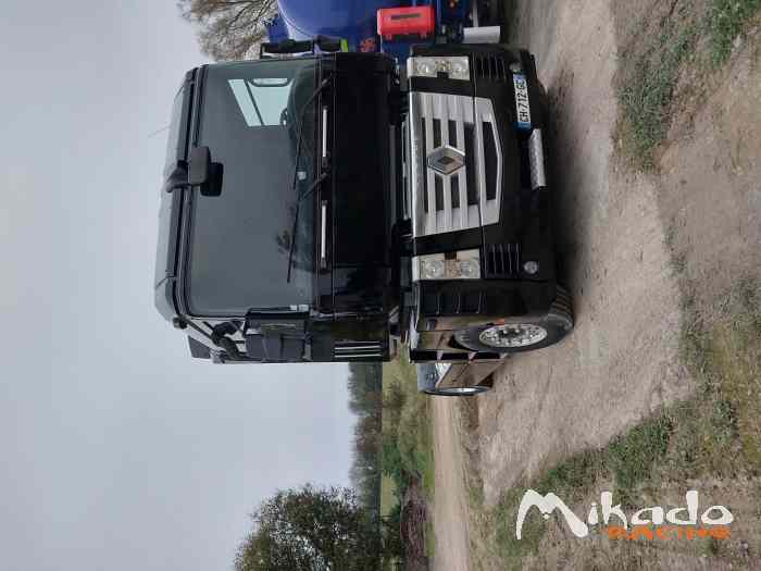 URGENT A SAISIR TRACTEUR MAGNUM 500 DXI 3