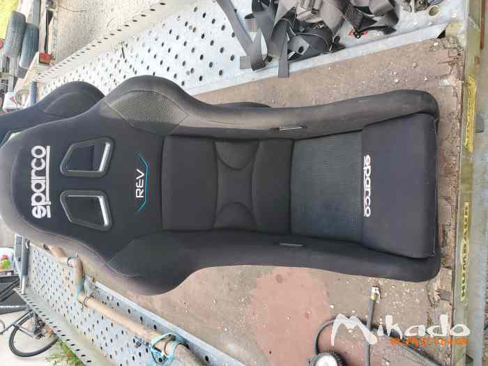 SIEGE BAQUET SPARCO REV ET HARNAIS SPARCO NEUF HOMOLOGUE JUSQU 