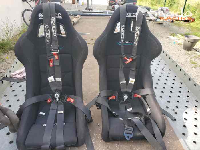 SIEGE BAQUET SPARCO REV ET HARNAIS SPARCO NEUF HOMOLOGUE JUSQU 