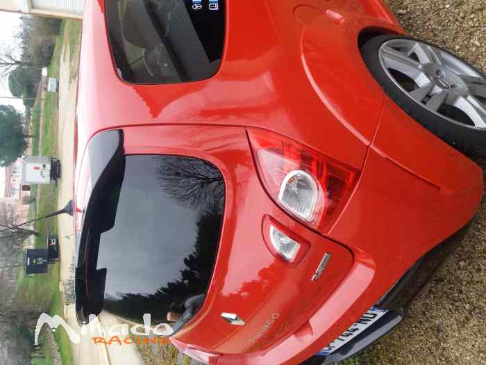 magnifique twingo rs cup