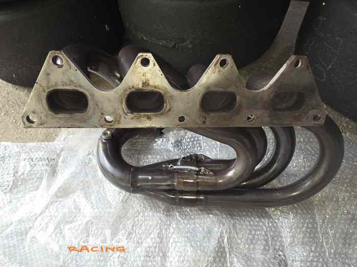 Collecteur Formule Renault 2