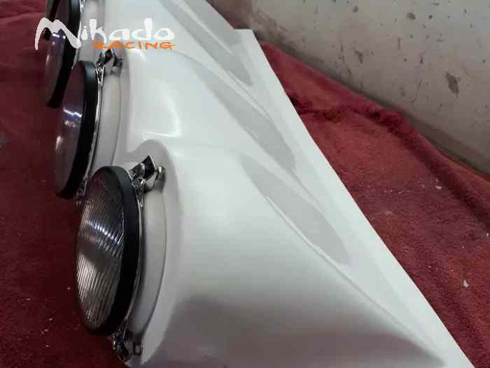 RAMPE PHARES PORSCHE 911 1