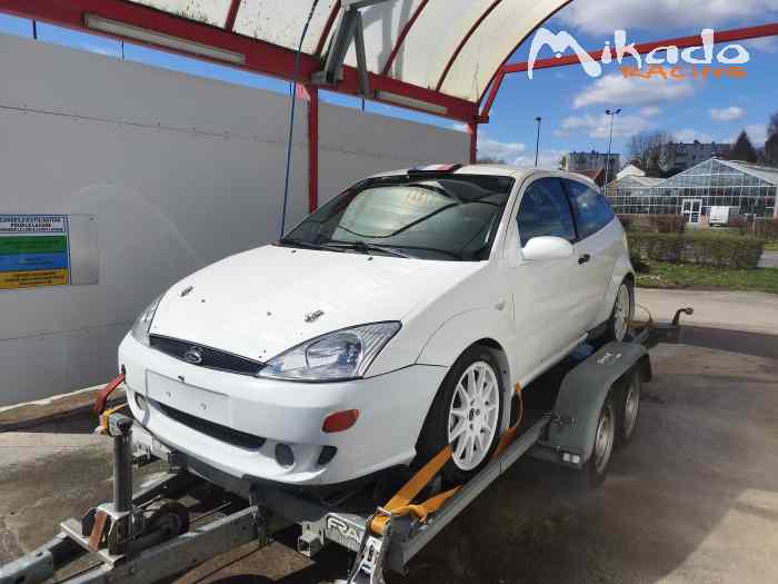 vraie focus kit car USINE + énorme lot de bord 1