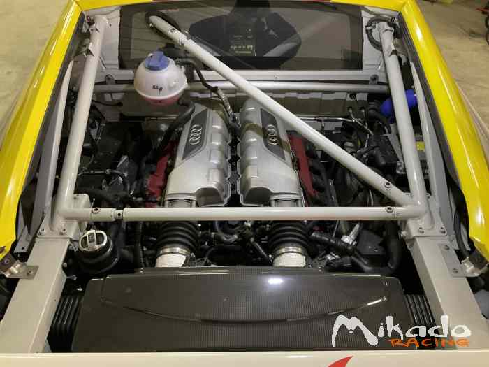 AUDI R8 LMS GT3 V10 5.2 ex Christian ABT 3