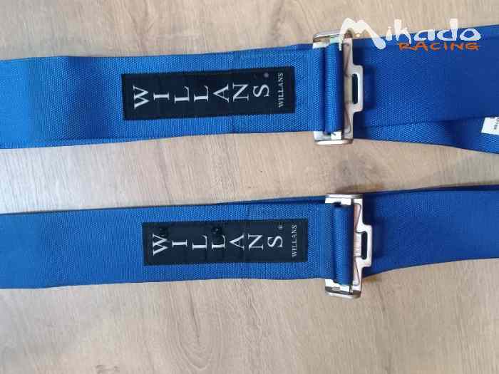 2 Harnais Willans 6 points à vendre. 5