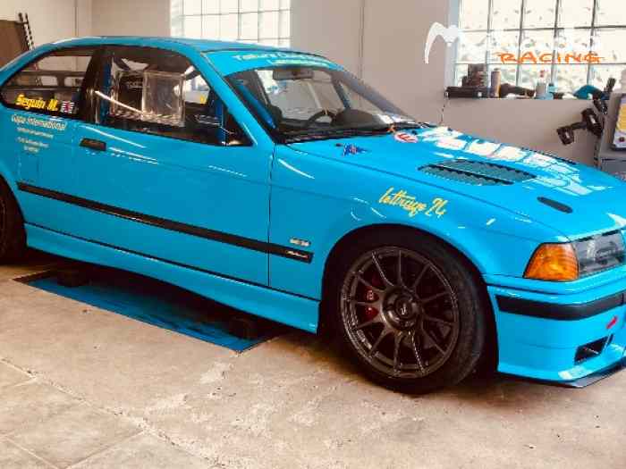 A Vendre BMW Compact e36 1