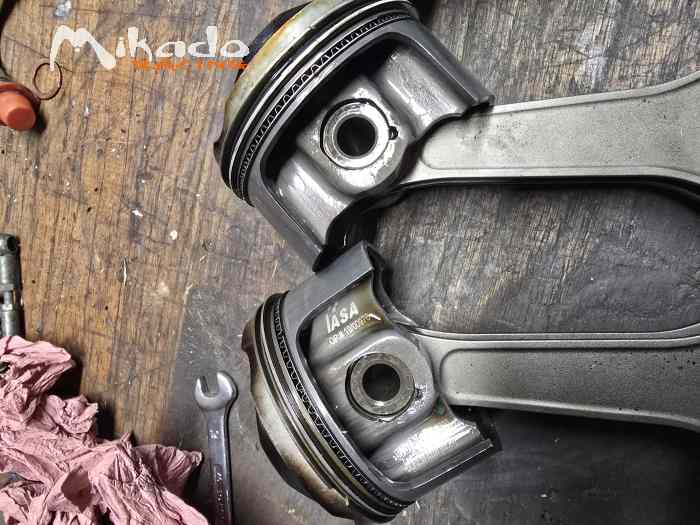 Vends 3 pistons Renault F7R 1