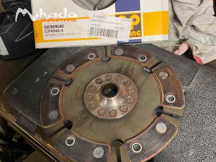 Embrayage 6 patins complet avec mécanisme AP racing clio r3 max 0