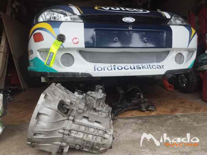 vraie focus kit car USINE + énorme lot de bord 5