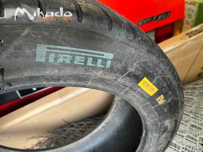 Pneus pluies Pirelli 16 pouces 0