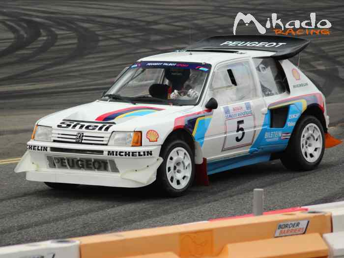 Vend ou échange pièces 205 T16 EV2