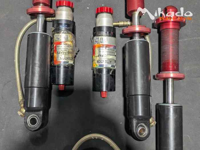 Vendo set 3 ammortizzatori formula renault 2000 FR2000 2013-2018