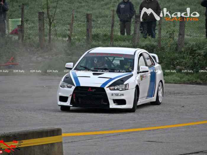 Vendo Mitsubishi Lancer Evo 10 0