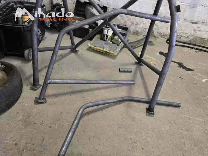 Arceau sécurité Sparco pour Saxo/106 1