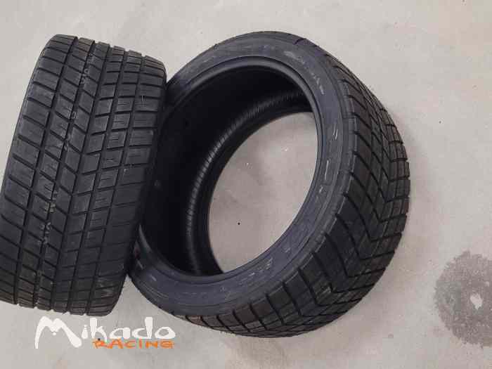 Pneus pluie Pirelli 265/645-18 WH – photo 4 sur 5