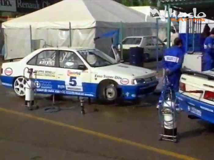Peugeot Italia Supertouring 405 - Work...