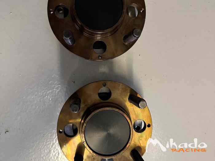 Moyeux arrière 306 Maxi 2