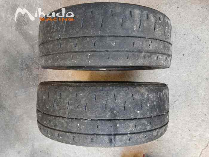 Pneus Pirelli 205 45 17 RA7+ 2