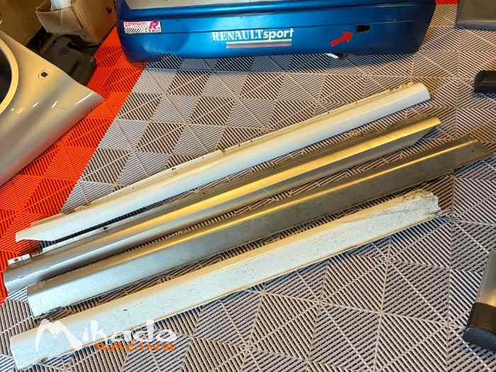 Pièces carrosserie clio 2 rs phase 1 4