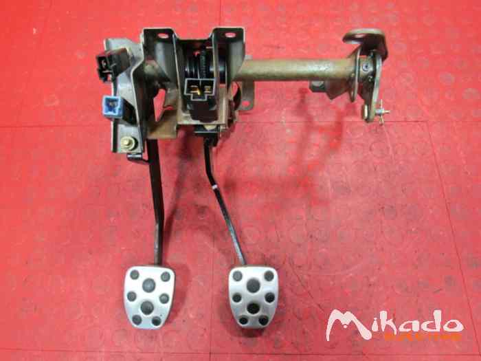 PEDALBOX SUBARU IMPREZA WRX 2004 1