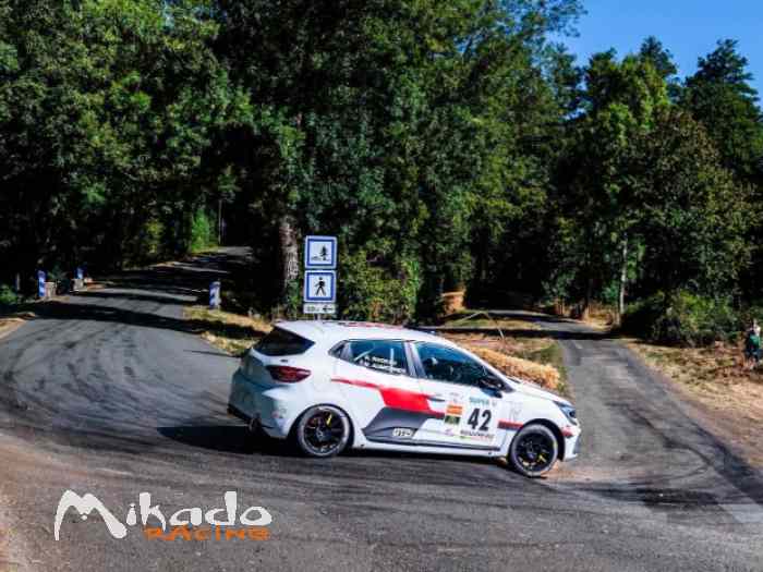 RSL loue Clio Rc5 1